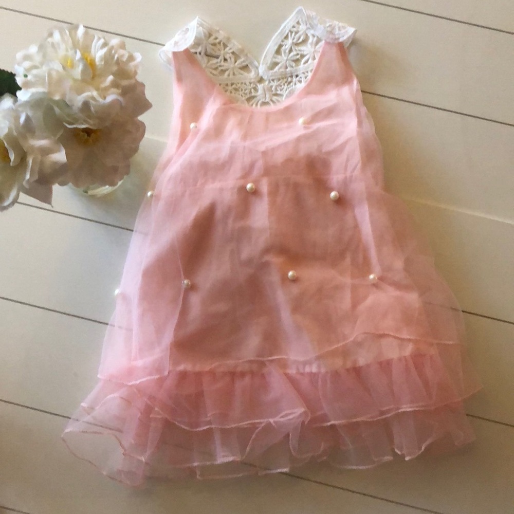 NWOT dress with lace detail back. 18M-24M